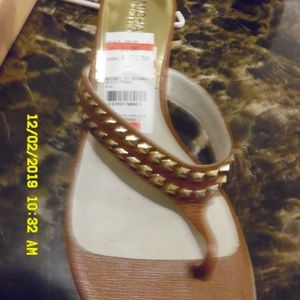 NIB Michael Kors tan w/ gold rhinestones sandals